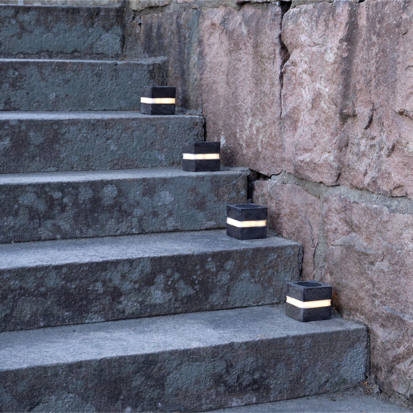 solcellsdekoration-stonecube-482-63